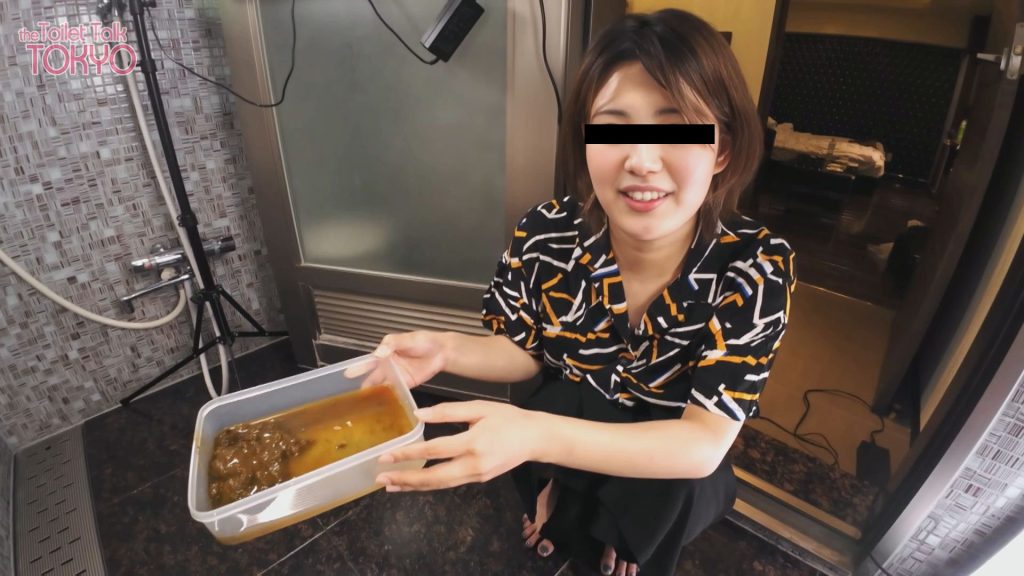 The Toilet Talk TOKYO 街中でインタビューした後に脱糞をする美女たち　汚い音と共に軟便がにゅるりと出る - 画像5